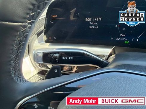 Used 2025 Cadillac Lyriq Sport AWD/4WD image 30