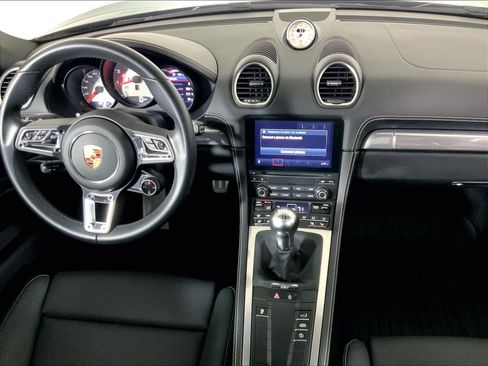Used 2025 Porsche 718 Cayman RWD image 12