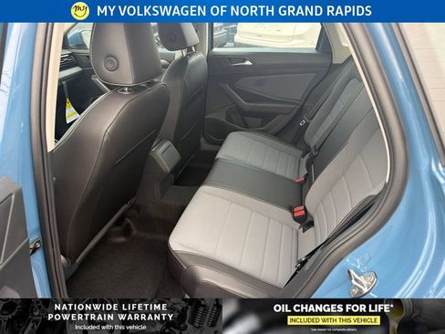 New 2026 Volkswagen Jetta SE FWD image 19