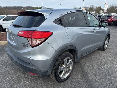 Used 2017 Honda HR-V EX image 7