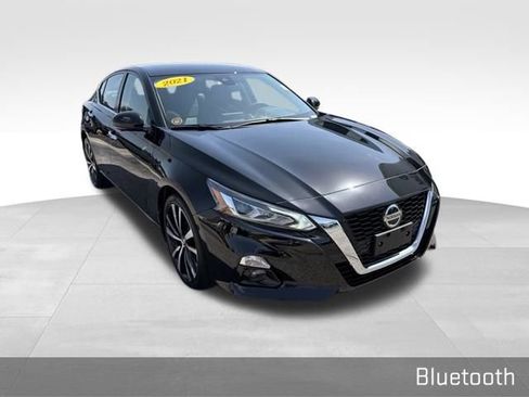 Used 2021 Nissan Altima 2.5 Platinum AWD/4WD image 3