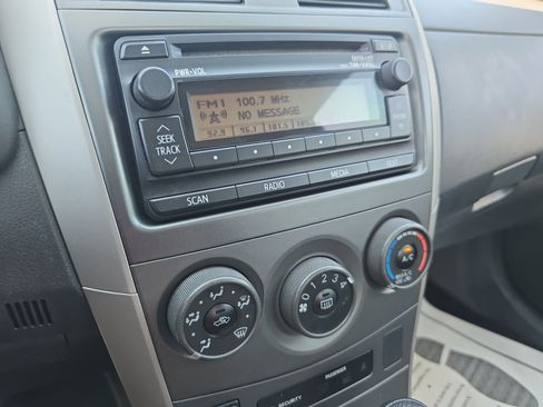 Used 2012 Toyota Corolla S FWD image 19