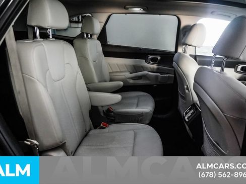 Used 2023 Kia Sorento SX Prestige w/ Panoramic Sunroof Package AWD/4WD image 15