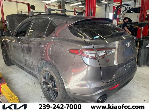 Used 2021 Alfa Romeo Stelvio Ti Sport image 14