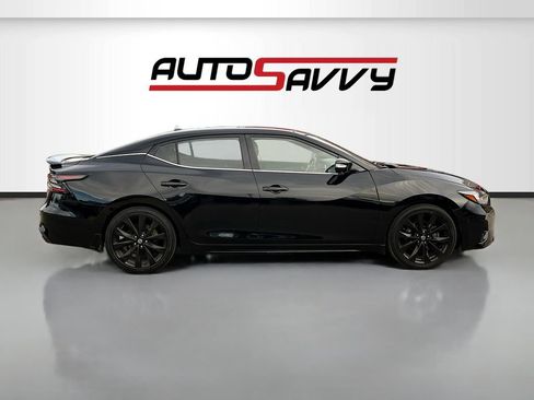 Used 2021 Nissan Maxima SR w/ Sport Mat Group FWD image 8