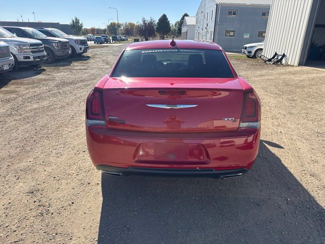 Used 2016 Chrysler 300 S AWD/4WD image 9