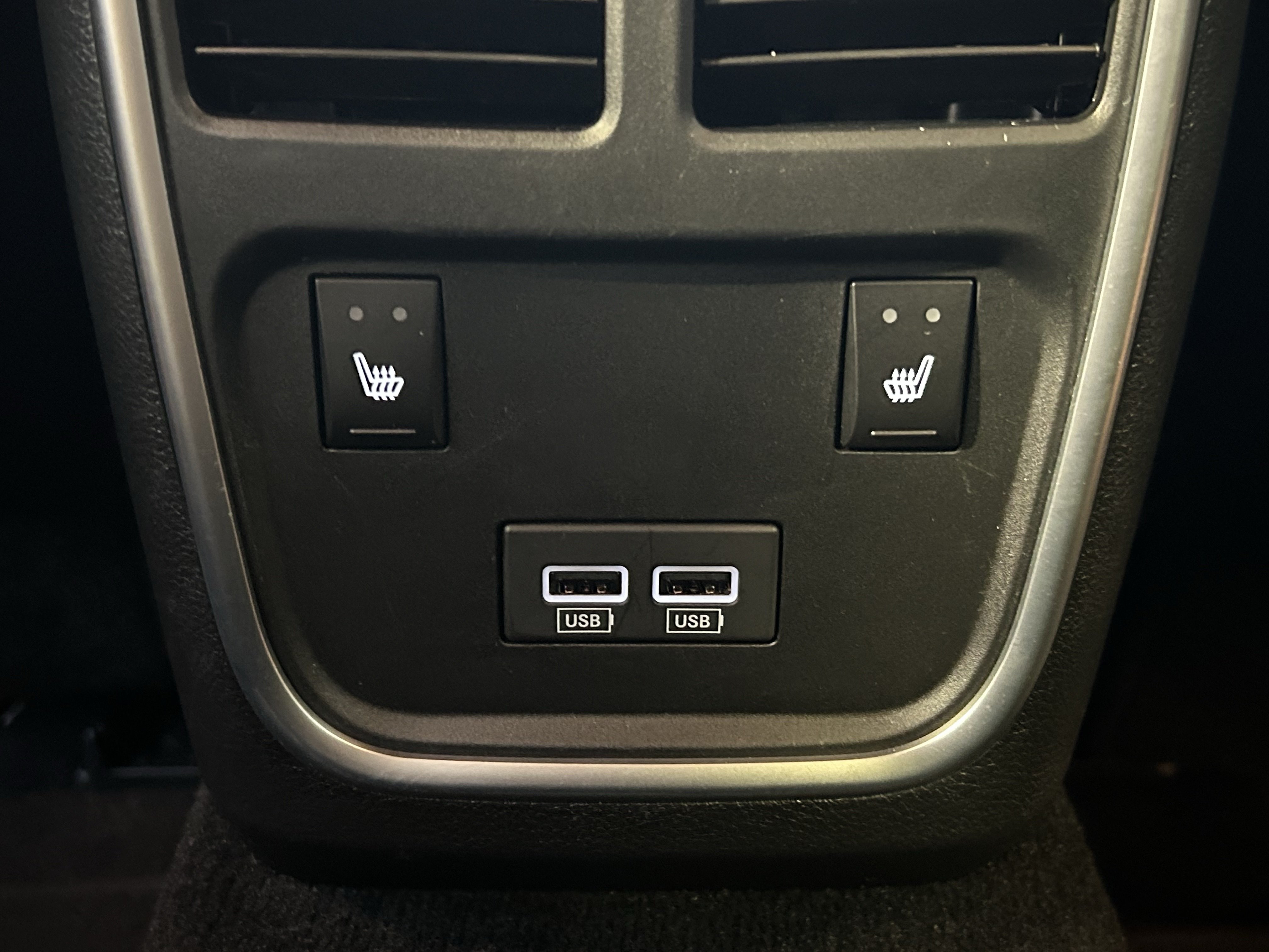 Used 2022 Dodge Charger R/T w/ Plus Group RWD image 20