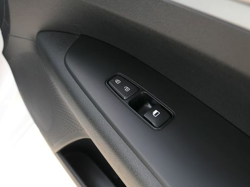 Used 2023 Kia Forte LXS w/ LXS Technology Package image 26