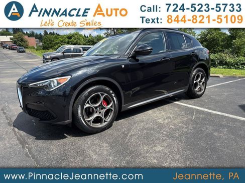 Used 2023 Alfa Romeo Stelvio Ti AWD/4WD image 1
