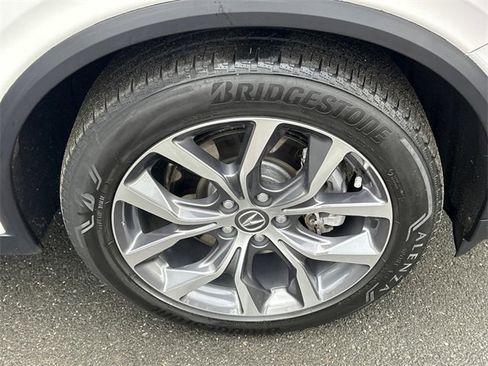 Certified 2023 Acura MDX SH-AWD w/ Technology Package image 7