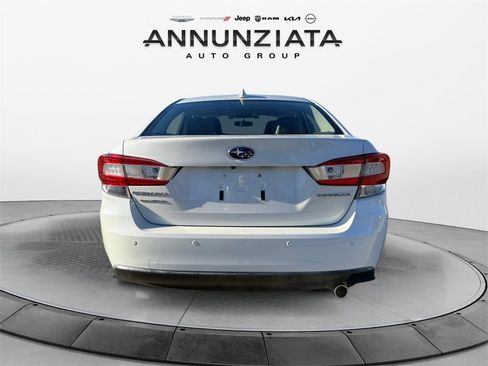 Used 2018 Subaru Impreza 2.0i Limited image 4