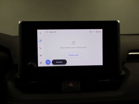 Used 2024 Toyota RAV4 XLE image 24