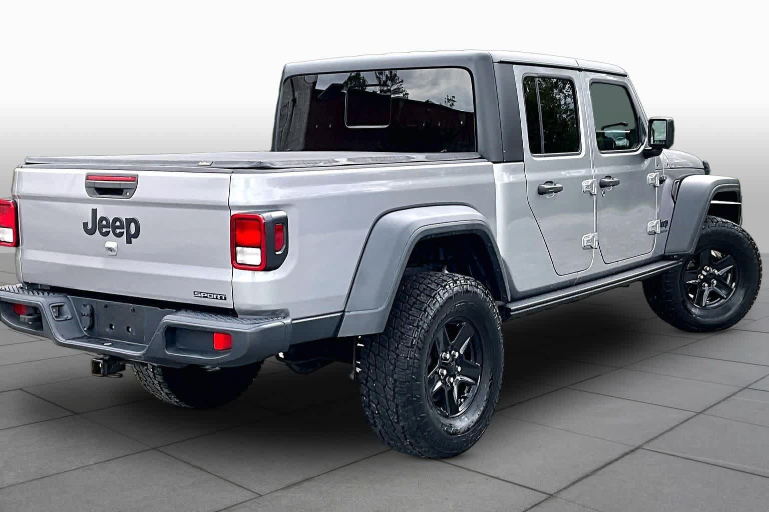 Used 2020 Jeep Gladiator Sport w/ Quick Order Package 24S AWD/4WD image 13
