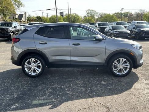 Used 2023 Buick Encore GX Preferred w/ Cold Weather Comfort Package FWD image 5