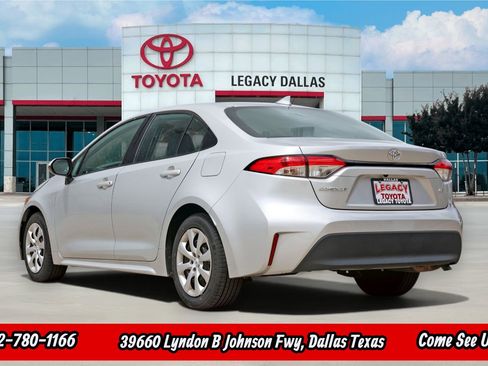 Used 2024 Toyota Corolla LE FWD image 7