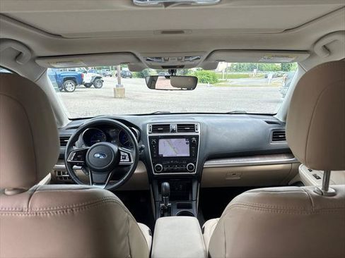 Used 2018 Subaru Outback 2.5i Limited AWD/4WD image 20