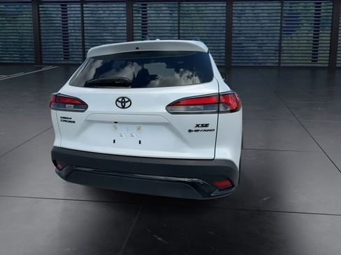 Used 2026 Toyota Corolla Cross XSE w/ Convenience Package image 7