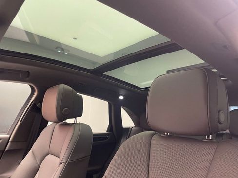 New 2026 Porsche Macan AWD/4WD image 16