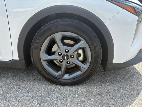 Used 2025 Kia K4 FWD image 24