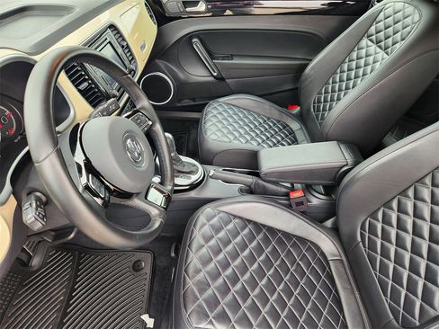 Used 2019 Volkswagen Beetle 2.0T Final Edition SEL image 12