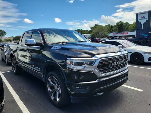 Used 2019 RAM 1500 Limited w/ Advanced Safety Group AWD/4WD image 3