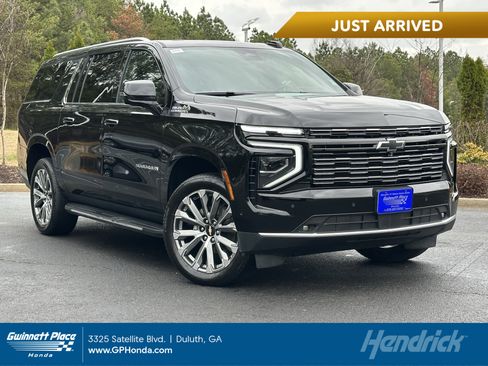 Used 2025 Chevrolet Suburban High Country w/ Sun And Tow Package image 1