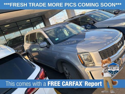 Used 2022 Kia Telluride S image 3