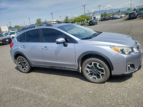 Used 2017 Subaru Crosstrek 2.0i Limited AWD/4WD image 2