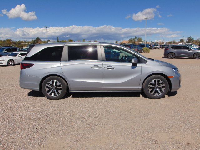 Certified 2025 Honda Odyssey EX-L image 3