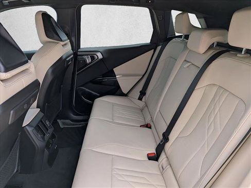 Certified 2026 BMW X3 xDrive30i w/ Premium Package AWD/4WD image 19