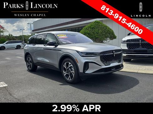 Certified 2025 Lincoln Nautilus Premier w/ Jet Appearance Package AWD/4WD image 1