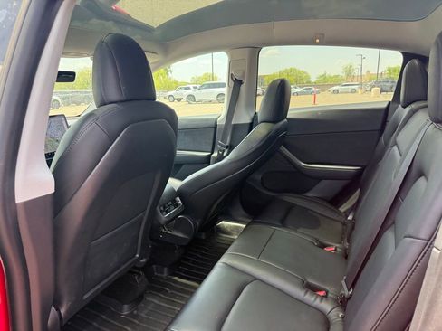 Used 2020 Tesla Model Y Long Range AWD/4WD image 11