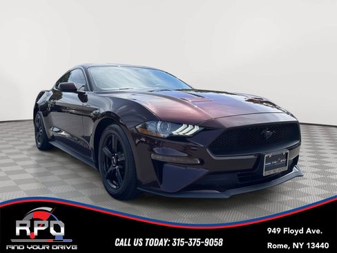 Used 2018 Ford Mustang Coupe RWD image 7