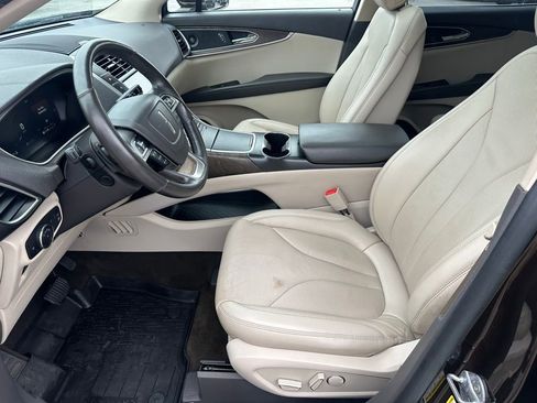 Used 2020 Lincoln Nautilus Reserve image 25