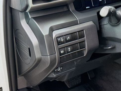 Used 2024 Toyota Tacoma SR image 11