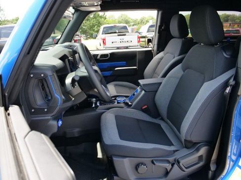 Used 2025 Ford Bronco 2-Door w/ Sasquatch Package AWD/4WD image 22