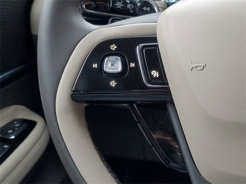 Certified 2023 Lincoln Corsair AWD w/ Equipment Group 101A image 19