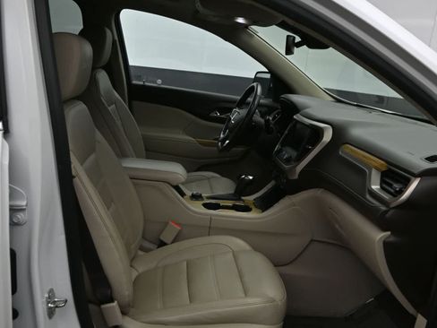 Used 2019 GMC Acadia Denali w/ Technology Package AWD/4WD image 11