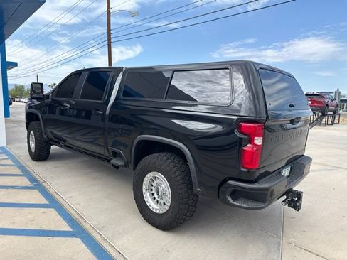 Used 2021 Chevrolet Silverado 2500 LTZ w/ Carhartt Edition AWD/4WD image 5