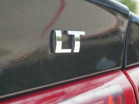 Used 2022 Chevrolet Malibu LT FWD image 9
