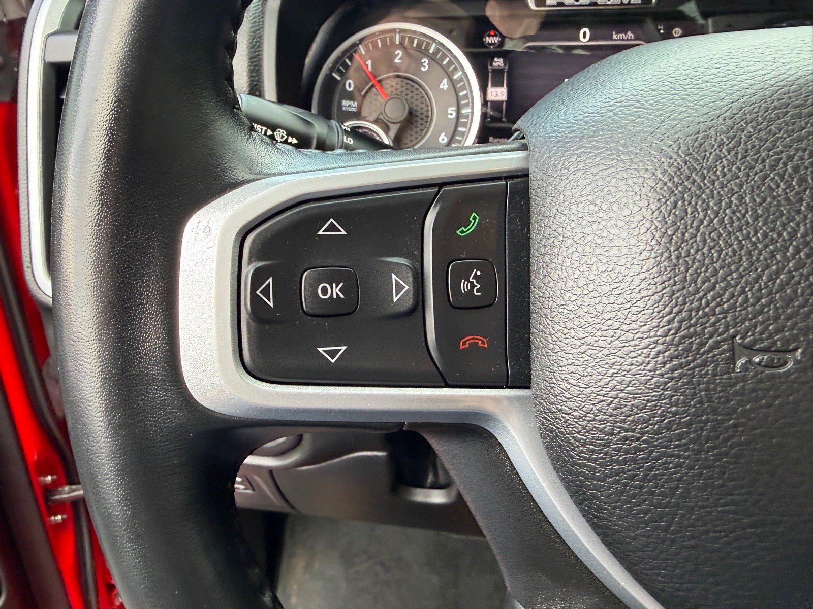 Used 2023 RAM 1500 Big Horn AWD/4WD image 32