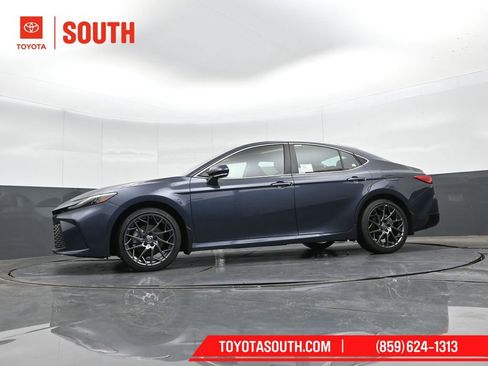 Used 2026 Toyota Camry XLE image 37