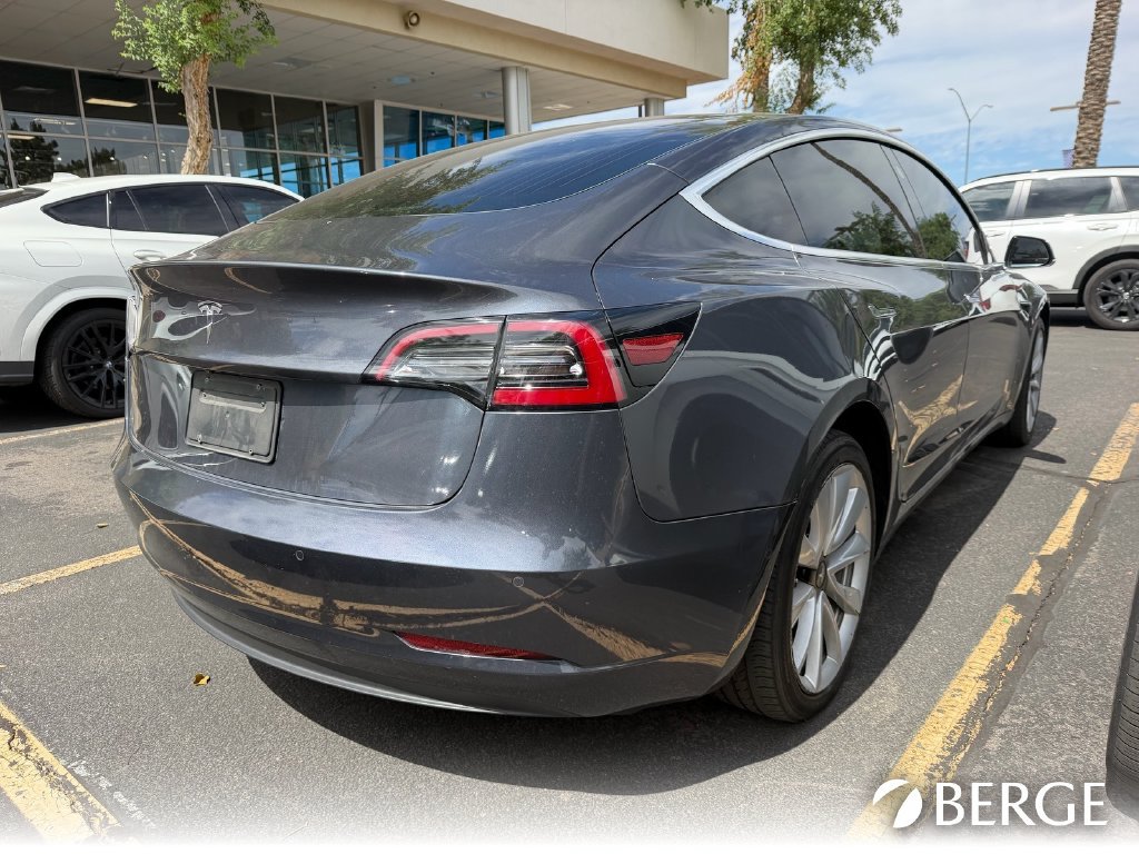 Used 2019 Tesla Model 3 Standard Range Plus RWD image 4