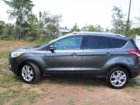 Used 2015 Ford Escape Titanium AWD/4WD image 12