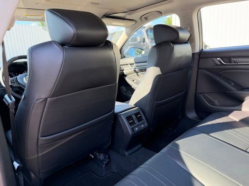 Used 2022 Honda Accord Touring image 20