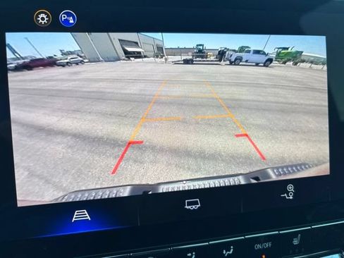 Used 2026 Chevrolet Colorado Trail Boss AWD/4WD image 28