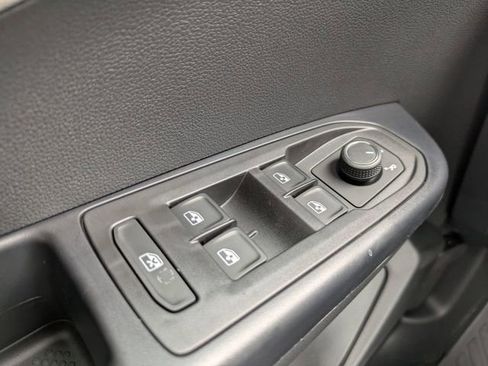 New 2026 Volkswagen Taos S FWD image 23