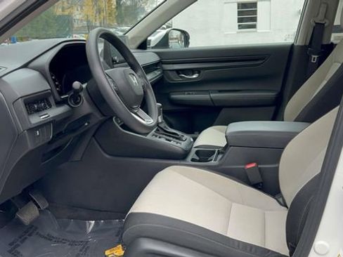 Certified 2025 Honda CR-V EX image 31