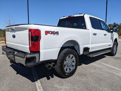Used 2023 Ford F250 Lariat w/ Chrome Package image 22