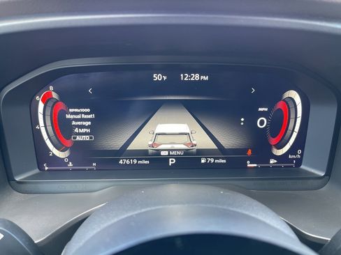 Used 2021 Nissan Rogue Platinum image 9